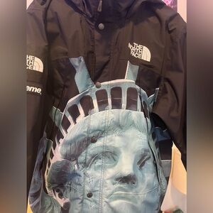 Supreme x The North Face Statue of Liberty Jacket
